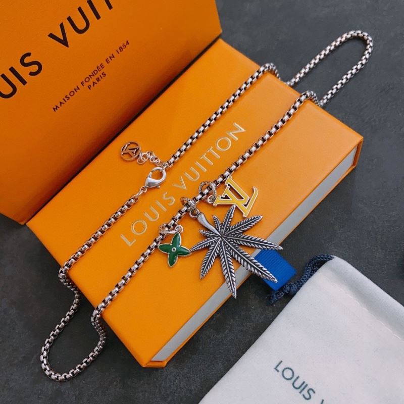 Louis Vuitton Necklaces